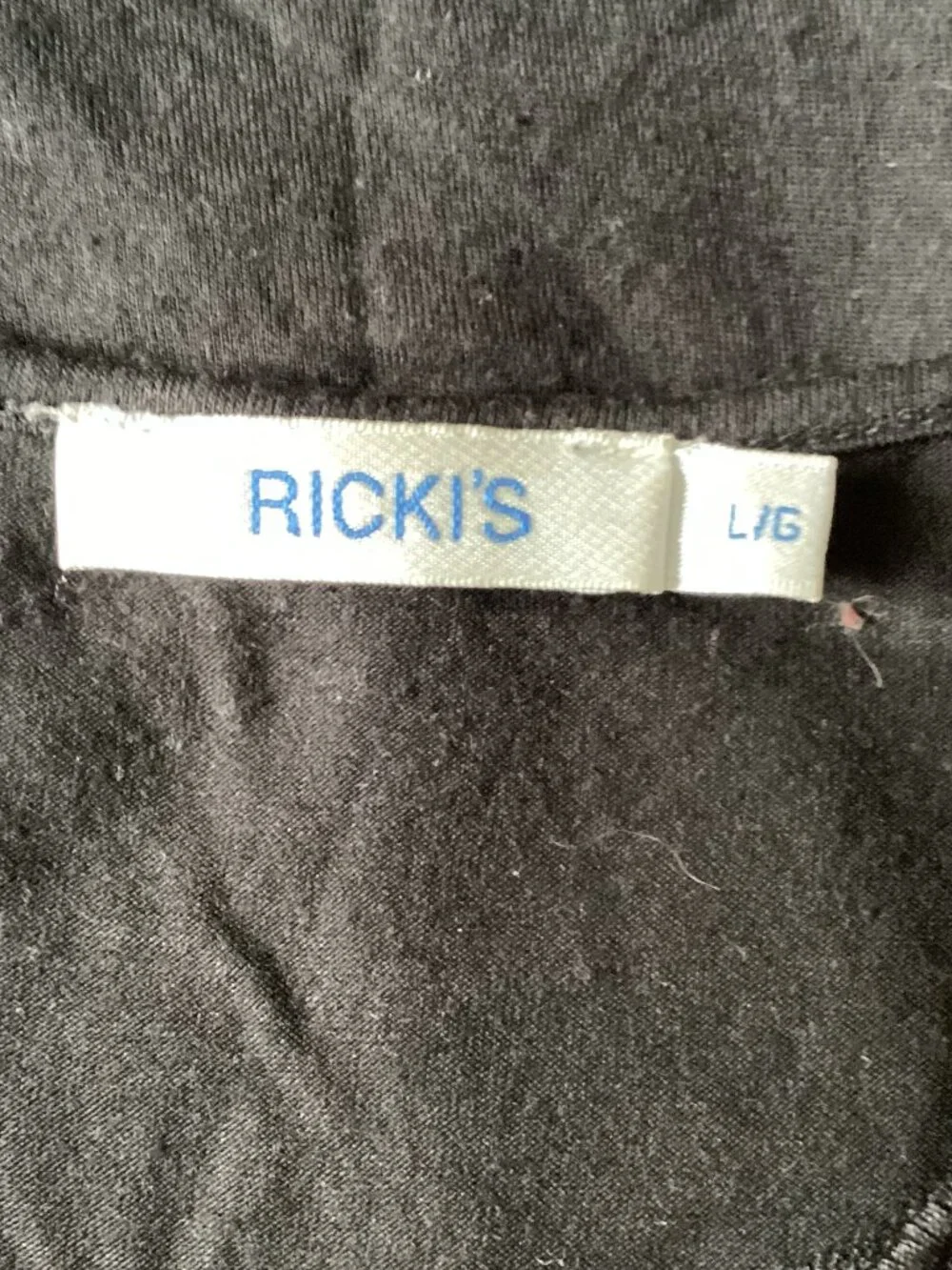 Ricki's Women's Black Lace Sleeveless Top Blouse Size L V-Neck - Picture 6 of 7